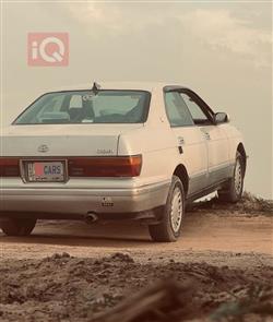 تۆیۆتا کراون